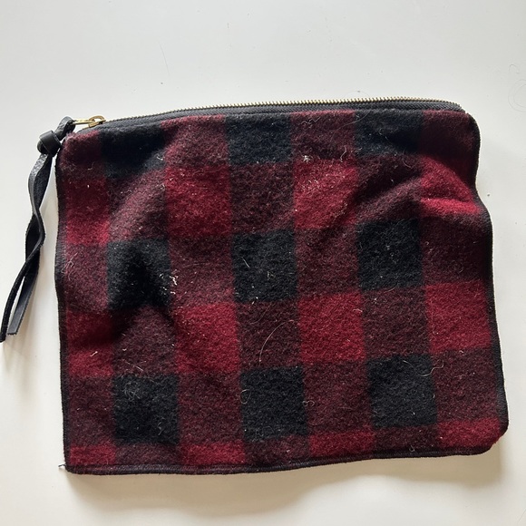 Wool flannel pouch - Picture 2 of 2